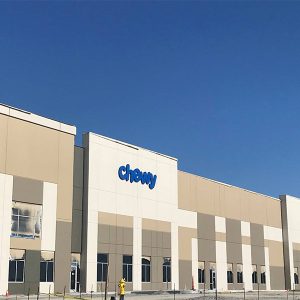 Pet food company Chewy, Inc., built a nearly 800,000 square-foot e-commerce fulfillment center in Belton, MO, in August, thanks to a package of incentives from the city and the electric utility Evergy. The logistics warehouse is expected to employ as many as 1,600 employees.